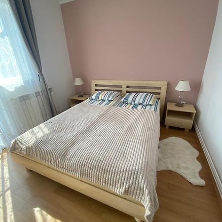 شقة Sendy Apartman 2 Sfântu-Gheorghe المظهر الخارجي الصورة
