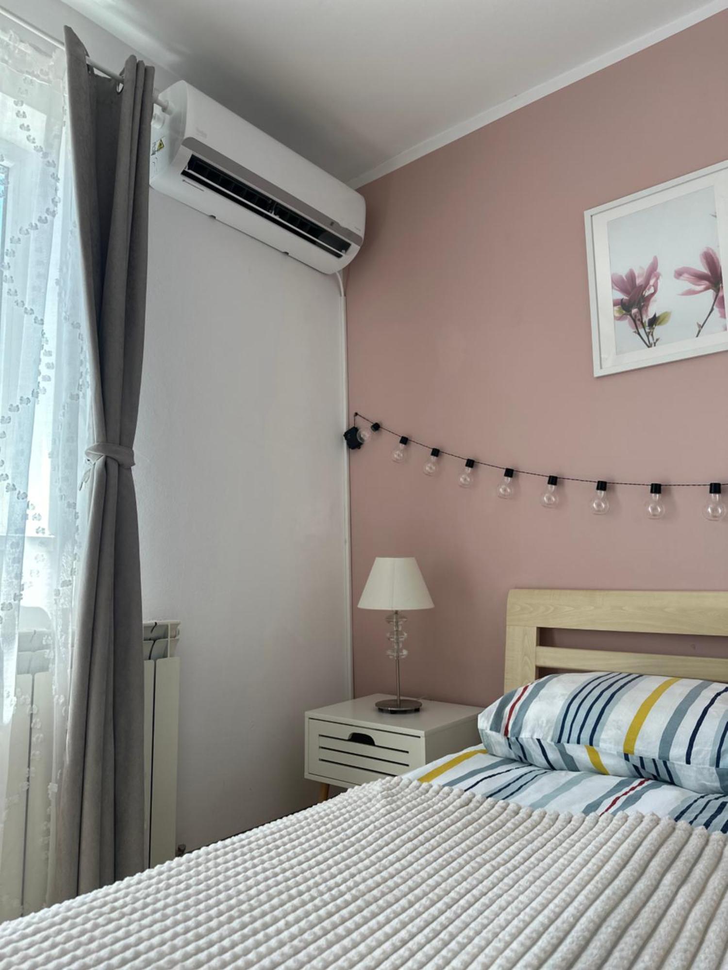 شقة Sendy Apartman 2 Sfântu-Gheorghe المظهر الخارجي الصورة